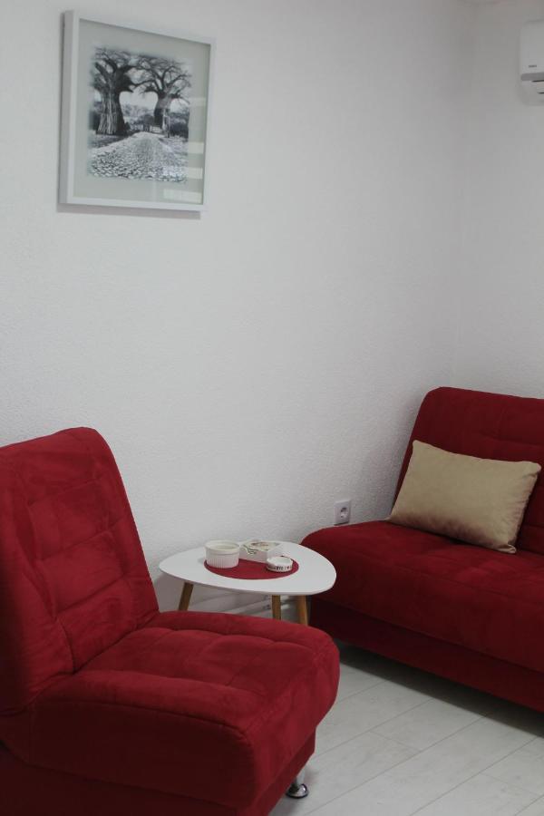 Red Apartment Sarajevo Ngoại thất bức ảnh