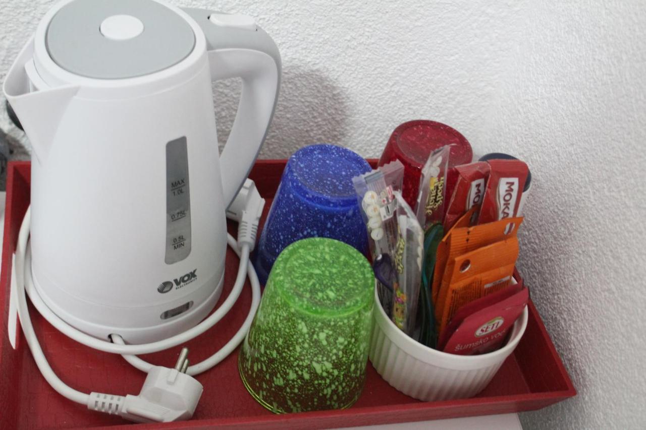 Red Apartment Sarajevo Ngoại thất bức ảnh